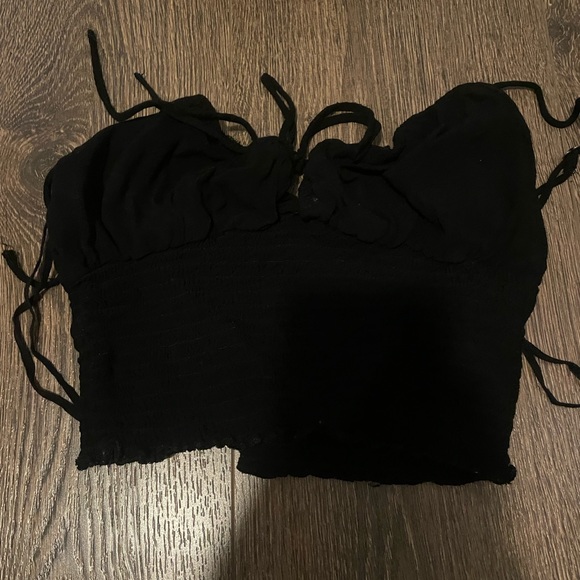 Black garage tank - Picture 1 of 2